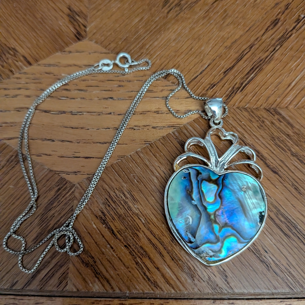 Iridescent Heart Pendant Necklace